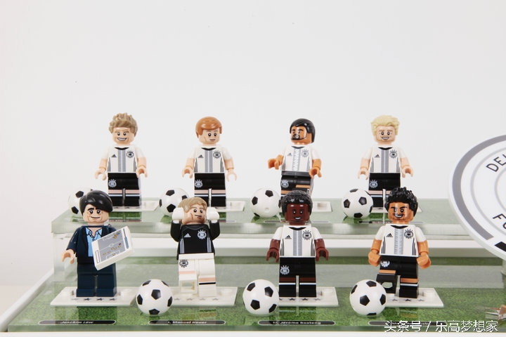 玩出新花样乐高足球,乐高迷你小足球队
