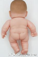 为什么刚出生的婴儿屁股青,出生宝宝为什么屁股黑青