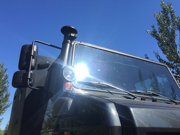 乌尼莫克六驱越野车,用军