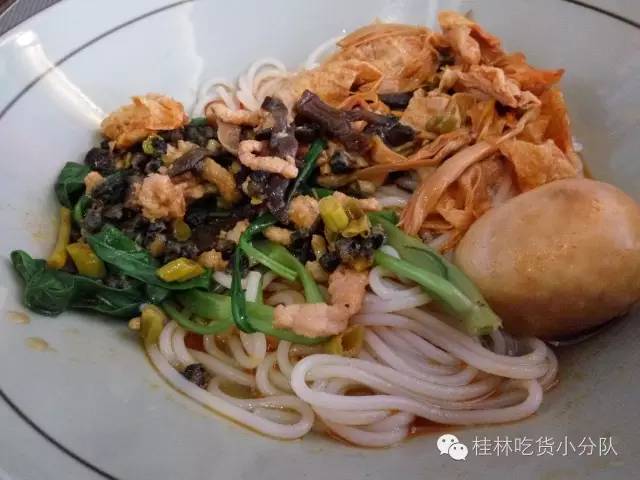 爱民螺蛳粉真有这么好吃吗,爱民干捞粉