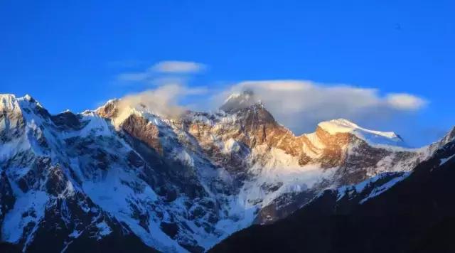 到底是去西藏还是去川西,西藏与川西这辈子总要来一趟吧