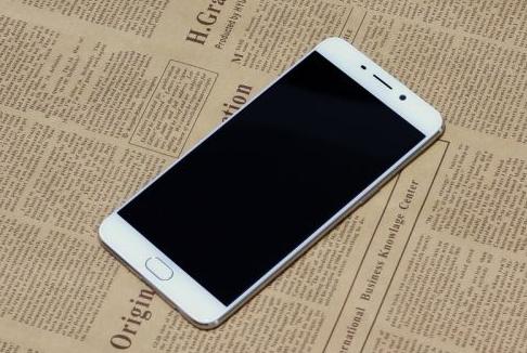 最不建议买的4款手机 (最不推荐买的五款手机)