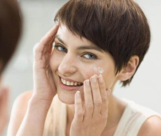 法令纹太深怎么淡化男生,法令纹很显老怎么改善法令纹