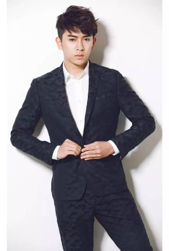 对于“单纯不做作地抢了女一剧本”“羽还真”陈若轩有话要说我其实是一个话题终结者