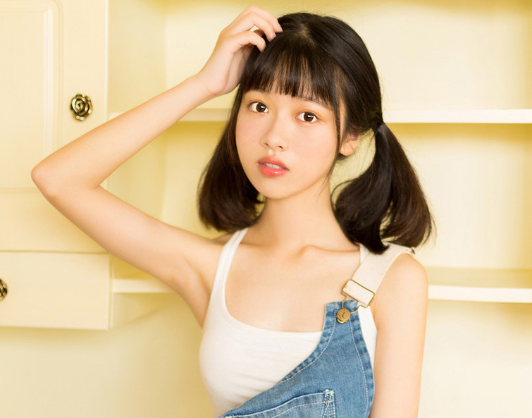 小说：萌宝超额完成任务，系统奖励她礼物，她闭上眼看到自己母亲