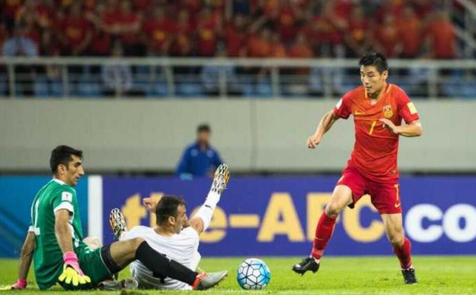 高洪波10次传球9次失误,董路说高洪波532阵型