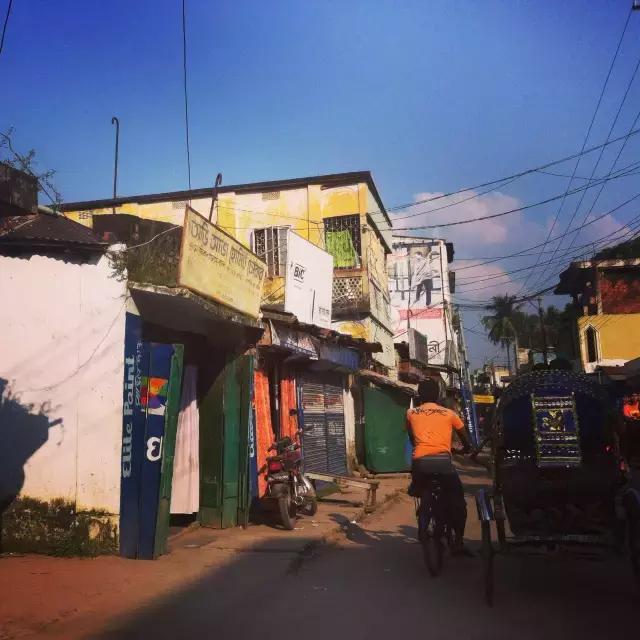 孟加拉国送花篮,孟加拉国朗布尔专区