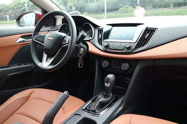 雪佛兰科沃兹试驾测评,雪佛兰科沃兹试驾视频