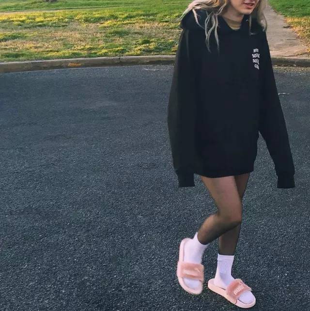 最近很火的小粉鞋,大家心心念念的香云纱鞋子