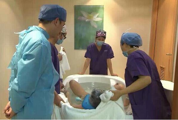 水中分娩对孕妇有什么好处,孕妇水中分娩有什么好处