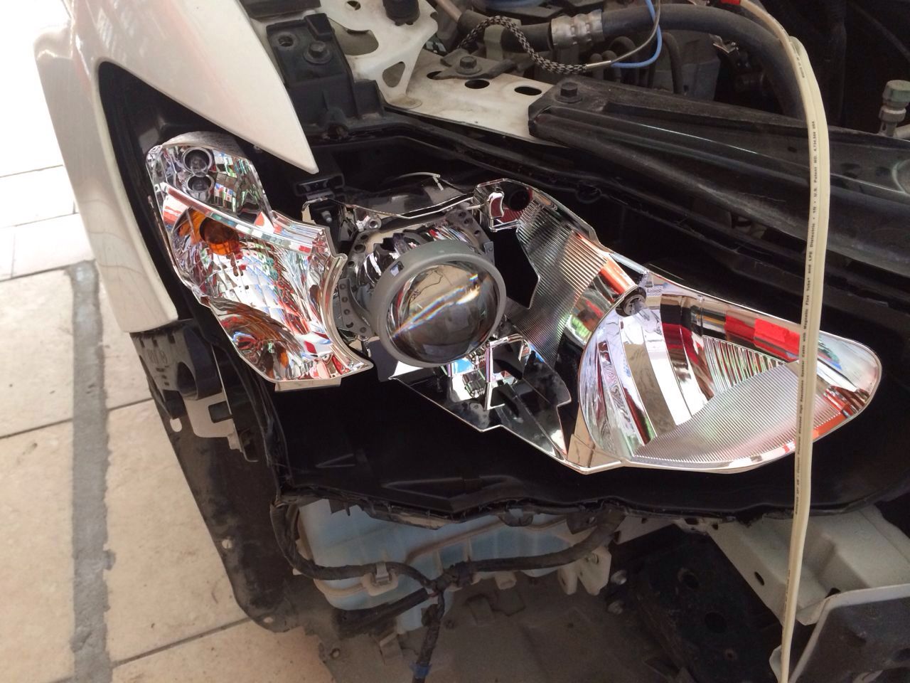 汽车改灯调光标准,汽车灯改激光