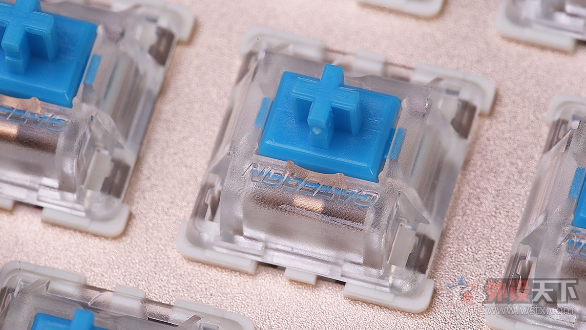 宜博k753机械键盘,宜博魅影狂蛇87键机械键盘