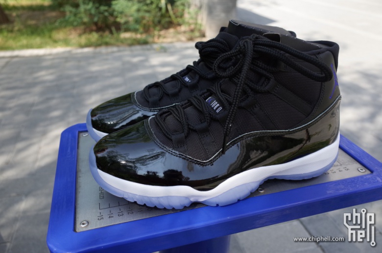 货王！国内土豪论坛惊现全新大灌篮AirJordan11“SpaceJam”上脚