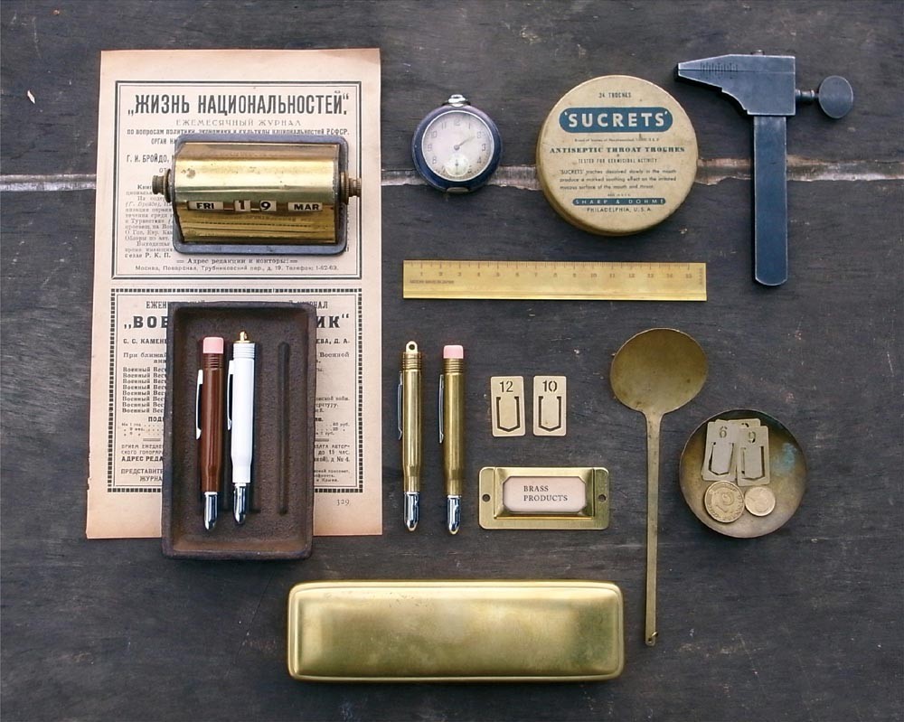 承认吧，开学只是你换新文具的借口而已