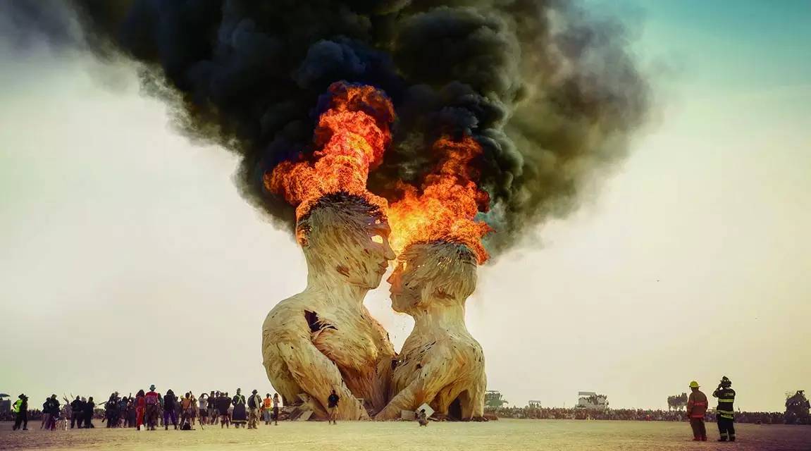 青春总要散场愿我们尽兴而归,青春总要谢幕