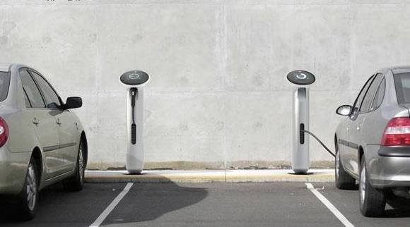 调查丨飞线一族的“百味”充电生活