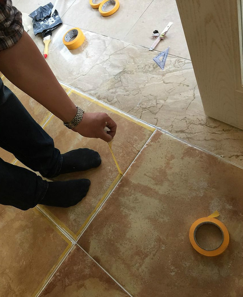 自己做美缝与找工人做美缝,自己出料请工人做美缝什么价