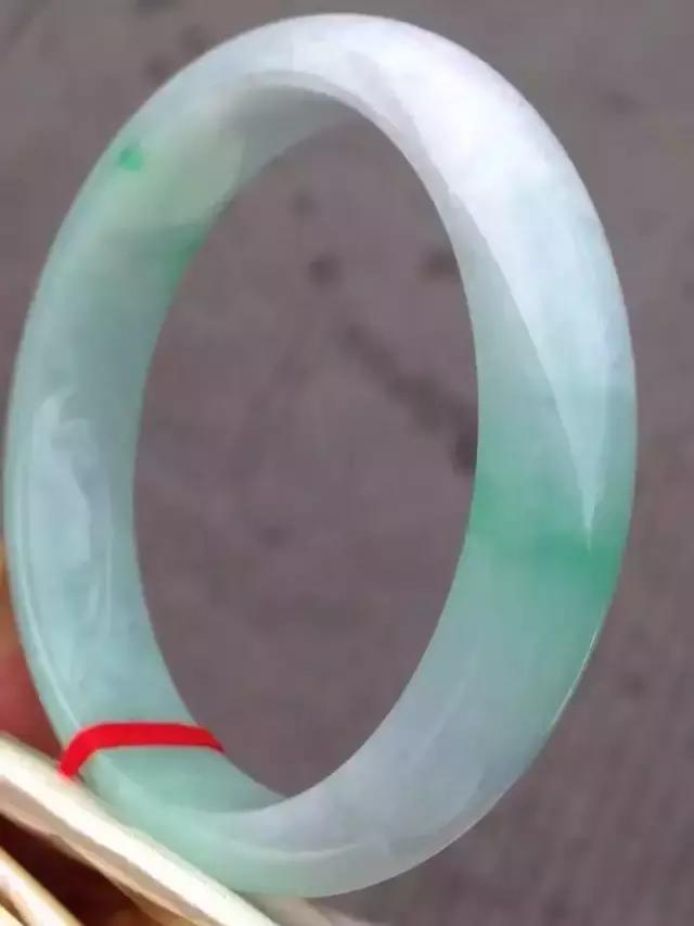 翡翠微商营销技巧,翡翠营销软文在哪里推广好