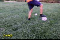 足球边线过人技巧,零基础怎么学会足球拉球