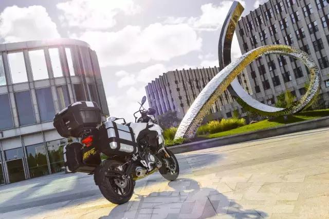 贝纳利trk502x2020款试驾,最新贝纳利trk502x测评