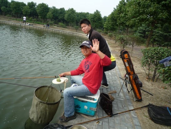 户外钓鱼装备全套路亚,户外钓鱼装备套装有什么