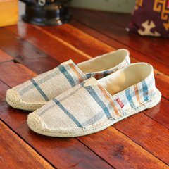 鞋子发黄怎么变白网鞋,网面运动鞋发黄怎么变白的小妙招