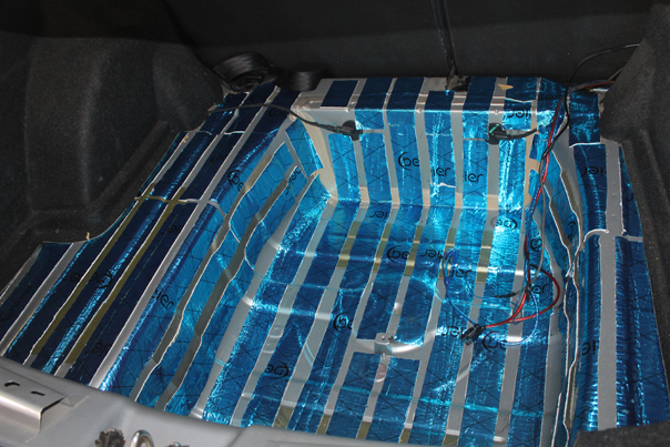 荣威550车底隔音隔热海绵垫,荣威550隔音改装案例