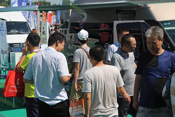 2018款凯伦宾威c型房车,凯伦宾威房车怎么选