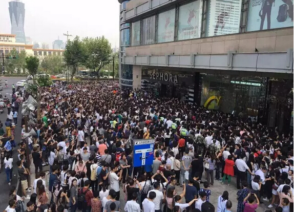 阿迪暗藏玄机,阿迪出奇制胜