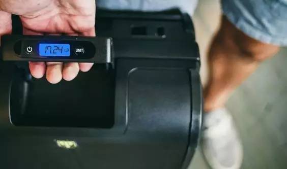 不买RIMOWA，优质好用的行李箱要怎么挑？