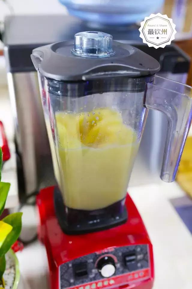 侨港菠萝冰沙,北海侨港风情街菠萝包冰激凌