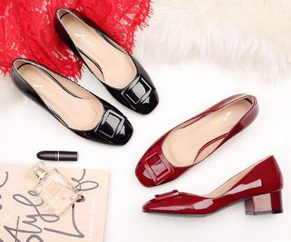 一直都喜欢平底鞋带来的安稳,愿穿平底鞋的日子能够安稳些