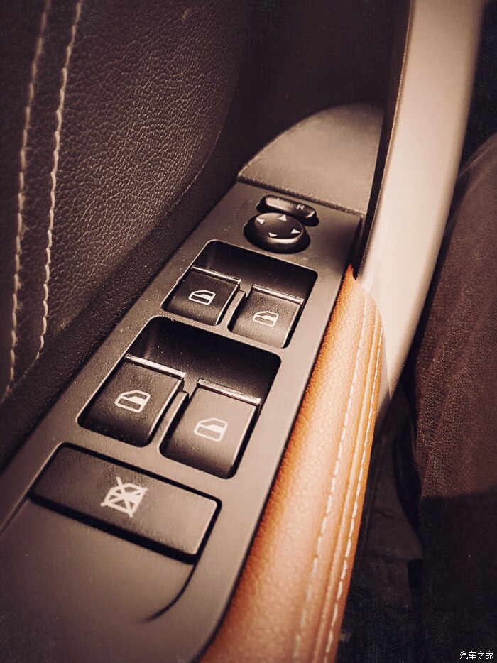 人生第一台车感言伊兰特,人生第一辆车的感悟