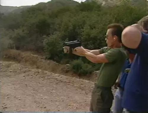 终结者系列机器人大全图片,终结者系列动作集