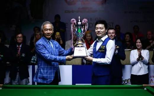 播音员、高尔夫、做慈善，*诺斯**克选手的私生活都在干嘛？