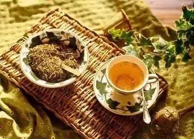 牙齿变黄有口臭用什么牙膏,牙齿很黄有口臭怎么办