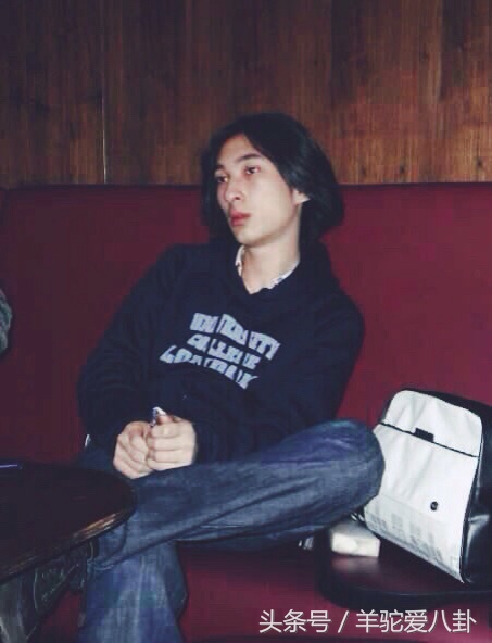 国民老公王思聪如今偏爱网红脸，原来竟是拜她所赐？