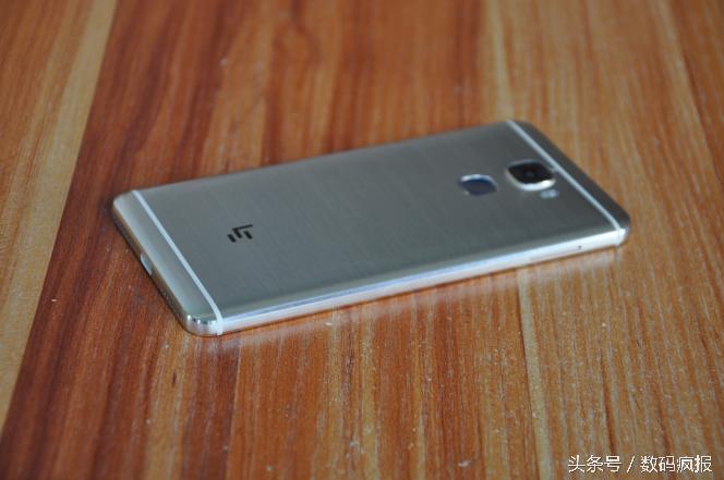 性价比最高的真我手机,乐pro3发布会