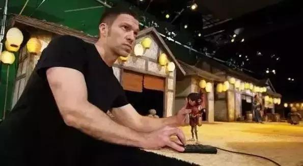 拒绝斯坦福offer,放弃百亿家产,靠捏泥成为霸道总裁!