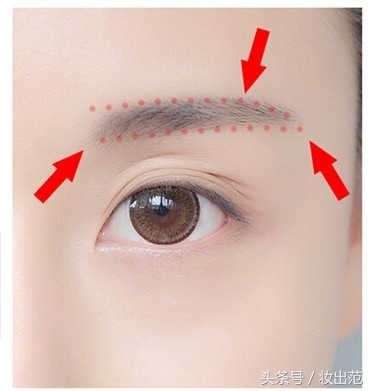 面试妆容简单干练,适合面试的职业妆容打扮和发型