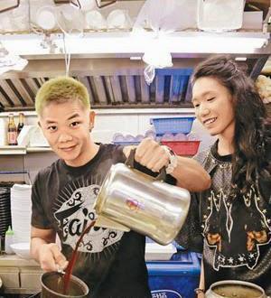 周星驰为什么没有提携万梓良,周星驰提携新人被吐槽