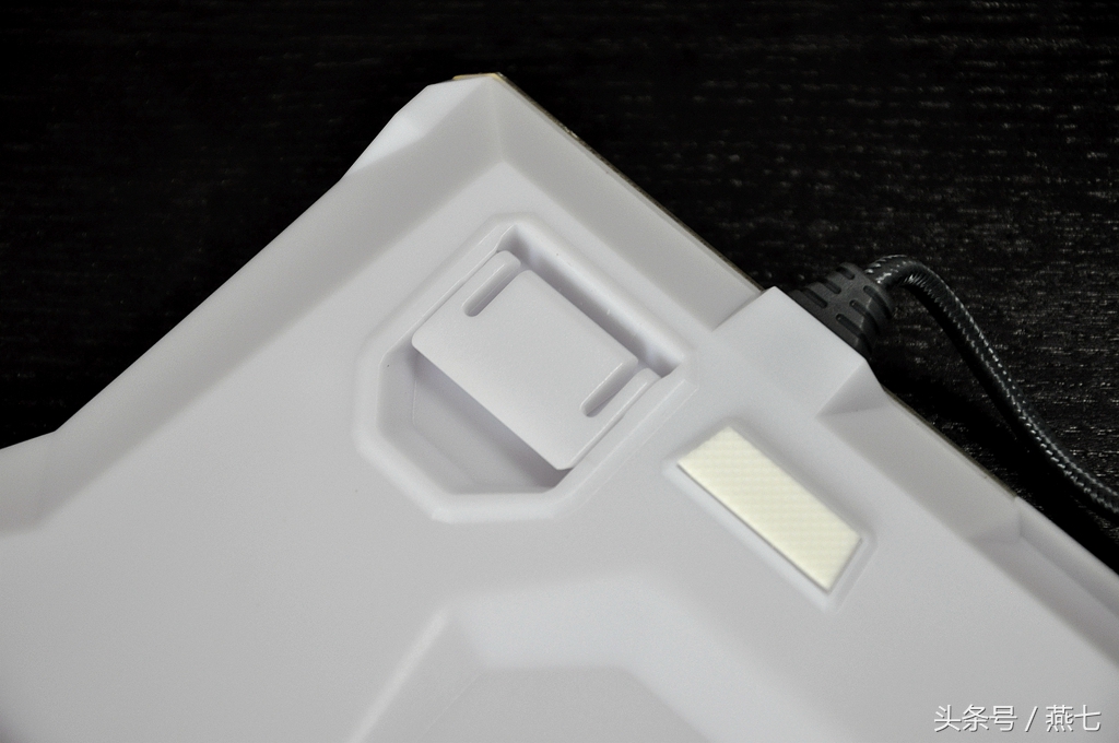 k751机械键盘评测,宜博k751灯光怎么设置