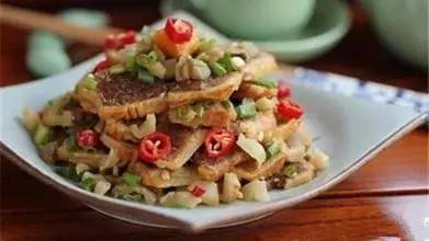 过了中秋节的月饼还能吃吗,中秋节剩下的月饼可以这样用