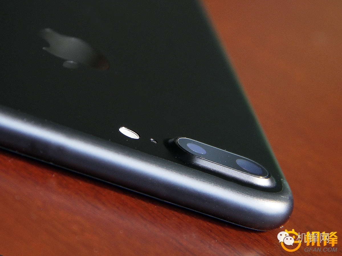 苹果7plus开箱全新亮黑色,iphone7plus开箱磨砂黑