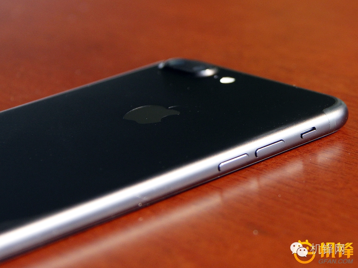 苹果7plus开箱全新亮黑色,iphone7plus开箱磨砂黑