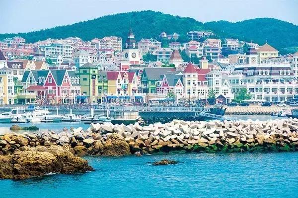 我叫大连，你也可以叫我滨城，这是我的最新简历，请收好！