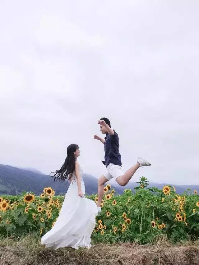 用手机拍婚纱照怎么在室内拍好看,手机拍婚纱照技巧大全