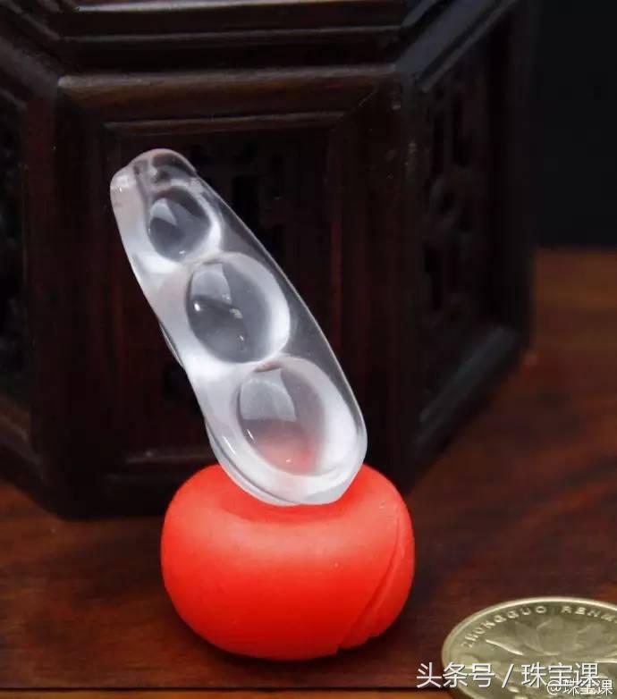 翡翠和玉的区别，看完再也不会傻傻的去买玉了！