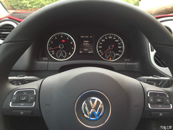 16年大众途观四驱1.8t豪华版指南,14年大众途观豪华版1.8t功能介绍