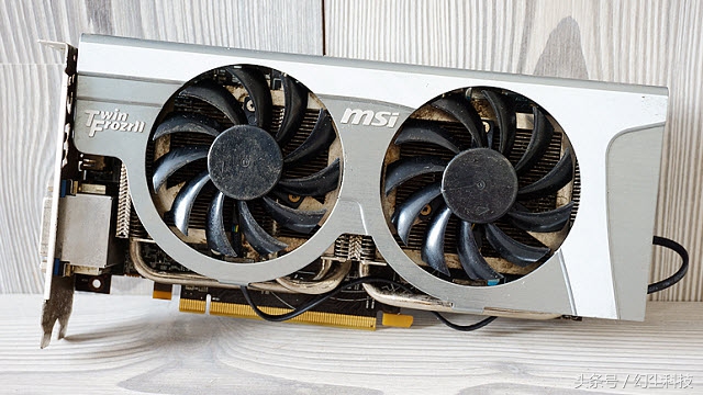 推荐一款能玩英雄联盟的主机配置,配台4000左右能玩英雄联盟的主机